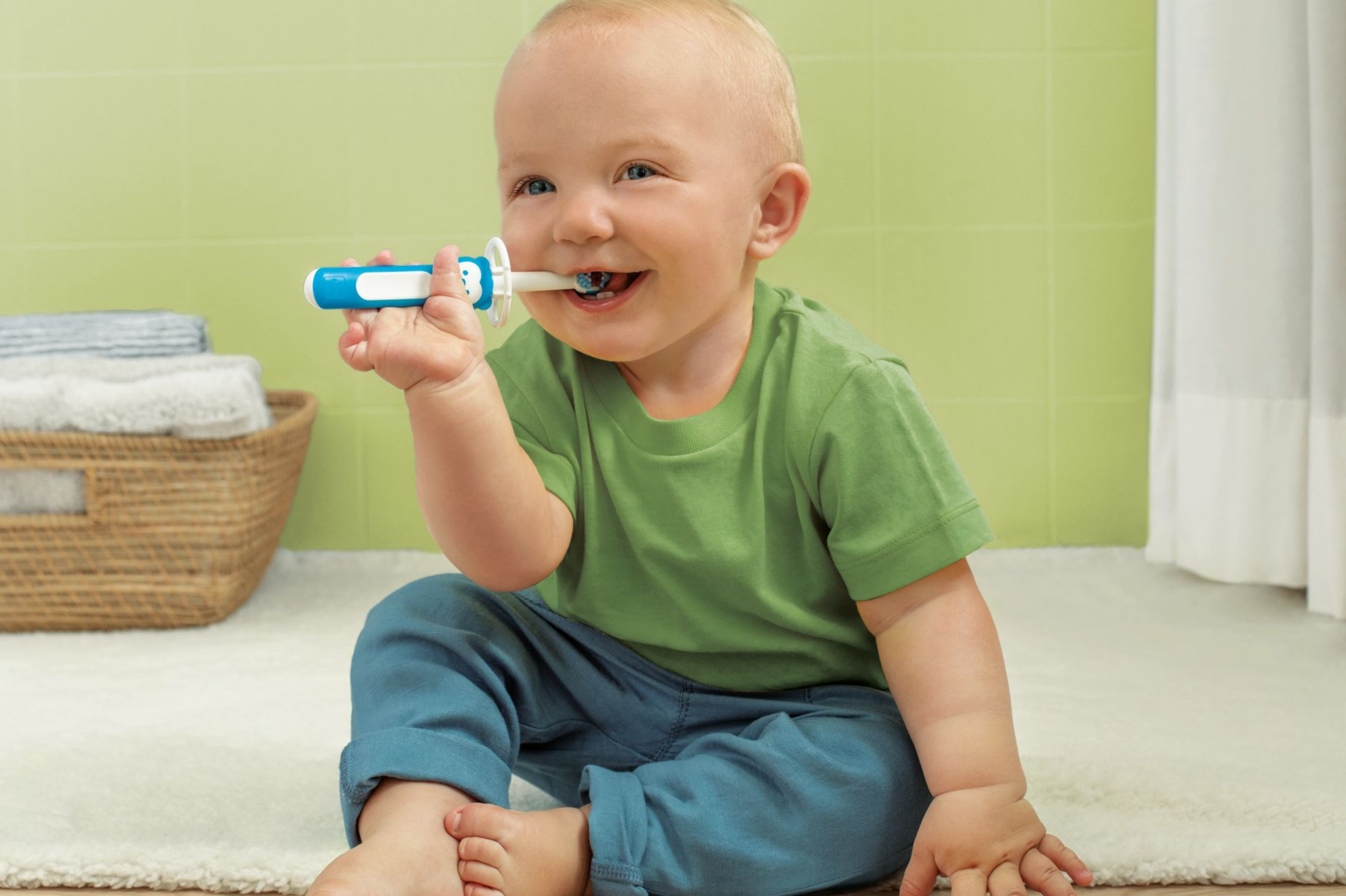 Richtige Mundhygiene bei Babys: So bleiben die Zähnchen von Anfang an gesund
